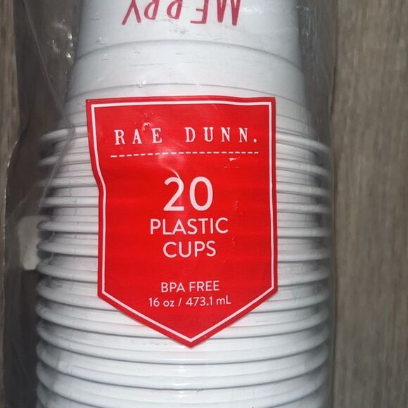 RAE DUNN 20 MERRY CHRISTMAS 16 Ounce Plastic Cups - Picture 2 of 3